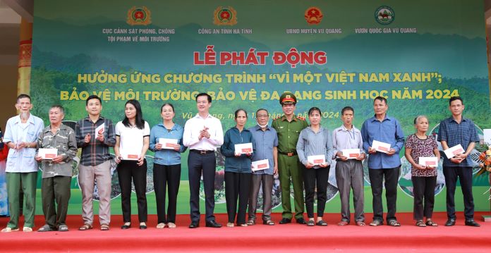 Cục Cảnh sát môi trường hưởng ứng chương trình “Vì một Việt Nam xanh” tại Hà Tĩnh -0
