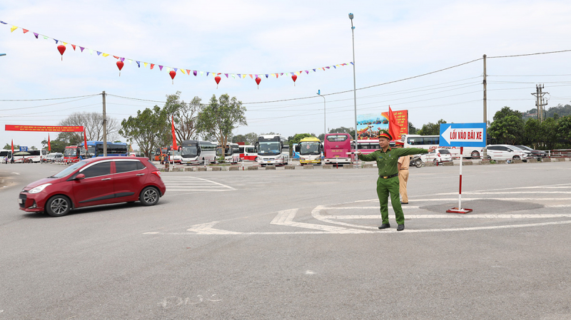 Bảo đảm ANTT cho Lễ hội mùa thu Côn Sơn – Kiếp Bạc -1