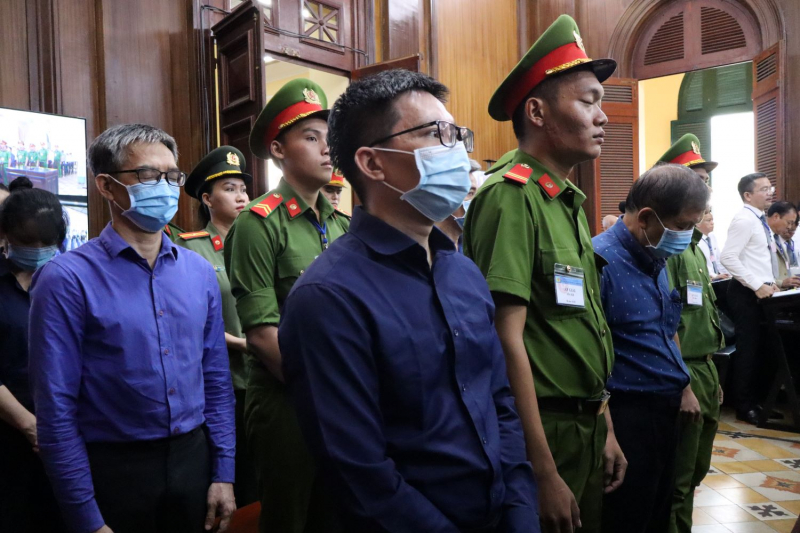 Xét xử giai đoạn 2 “đại án” Vạn Thịnh Phát: Em dâu bị cáo Trương Mỹ Lan sửng sốt khi biết hậu quả gây ra cho người dân -0