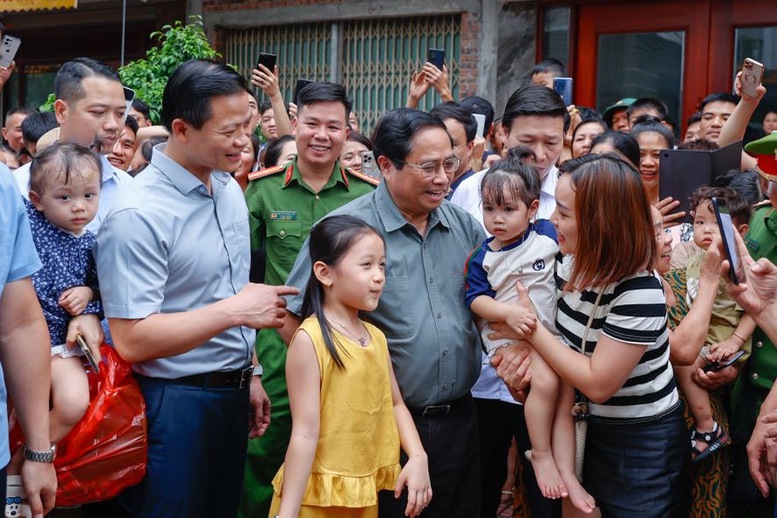 Thủ tướng thăm  khu nhà ở xã hội và kiểm tra tiến độ dự án đầu tư xây dựng đường Vành đai 4 - Vùng Thủ đô  -2