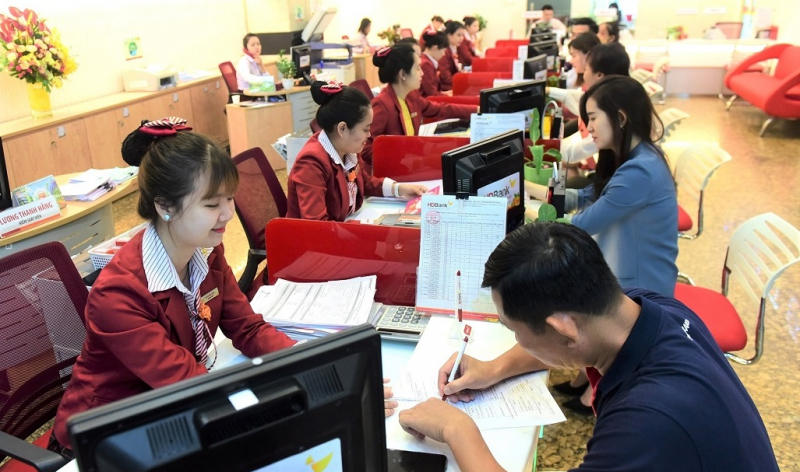 Vì sao vốn ngân hàng vẫn khó vào doanh nghiệp? -0