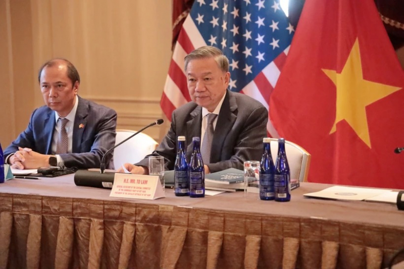 Top leader meets with leaders of Communist Party USA, left-wing organisations -0
