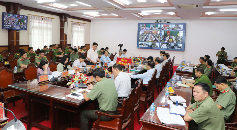 Công an TP Cần Thơ lấy ý kiến đối với 3 dự án Luật do Bộ Công an chủ trì soạn thảo -1