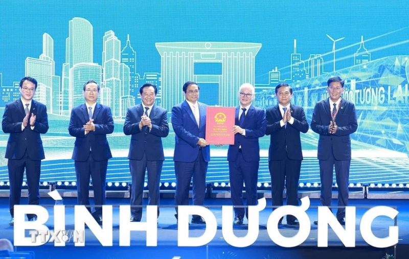 Thủ tướng Phạm Minh Chính đề nghị tỉnh Bình Dương thực hiện 