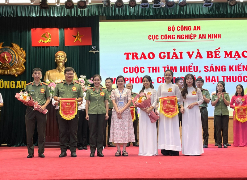Sôi nổi cuộc thi tìm hiểu, sáng kiến về phòng chống tác hại thuốc lá trong Cục Công nghiệp an ninh -0
