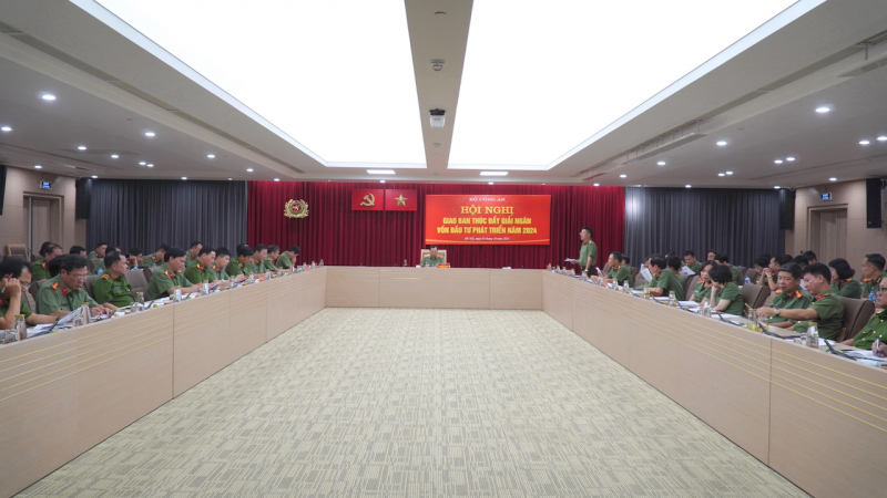 Đẩy nhanh tiến độ giải ngân vốn đầu tư phát triển năm 2024 -0