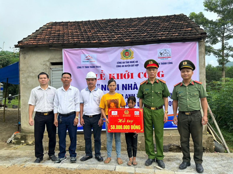 Lan toả hình ảnh đẹp về người chiến sỹ công an qua mô hình “24 giờ trải nghiệm” -0