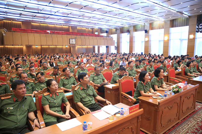 Góp phần nâng cao vị trí của công tác hậu cần quản trị -0