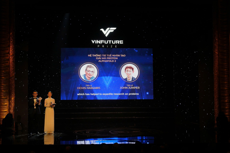 Hai Chủ nhân Giải thưởng VinFuture nhận giải Nobel Hóa học 2024 -0