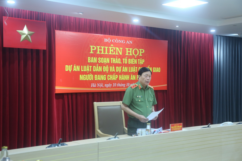 Họp Ban soạn thảo, Tổ biên tập dự án Luật Dẫn độ và dự án Luật Chuyển giao người đang chấp hành án phạt tù -0