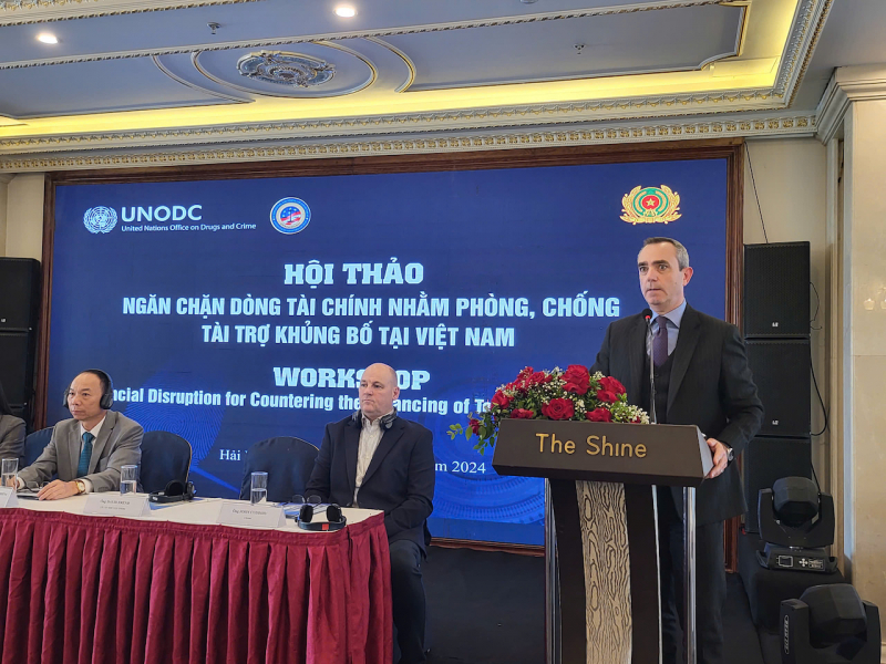 Hội thảo “Ngăn chặn dòng tài chính nhằm phòng, chống tài trợ khủng bố tại Việt Nam”. -0