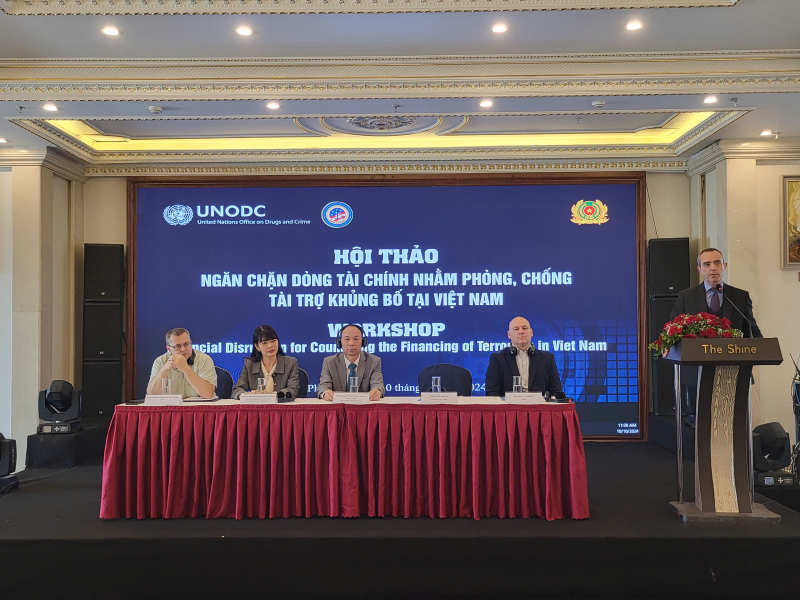 Hội thảo “Ngăn chặn dòng tài chính nhằm phòng, chống tài trợ khủng bố tại Việt Nam”. -0