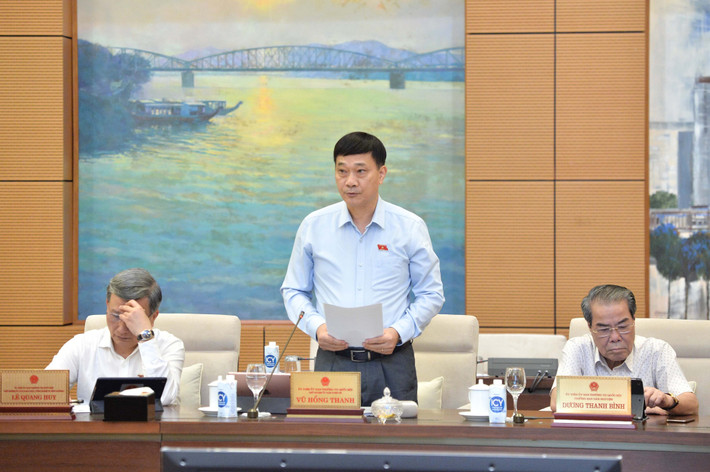 chu-nhiem-uy-ban-kinh-te-vu-hong-thanh-1-553-1693.jpg -0