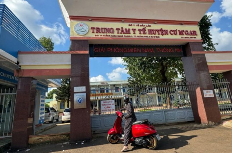 Truy thu toàn bộ số tiền chi sai quy định về phụ cấp nhân viên y tế -0