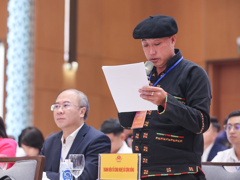 Thủ tướng: Đẩy mạnh 3 đột phá chiến lược số, thực hiện mục tiêu kép về chuyển đổi số -0