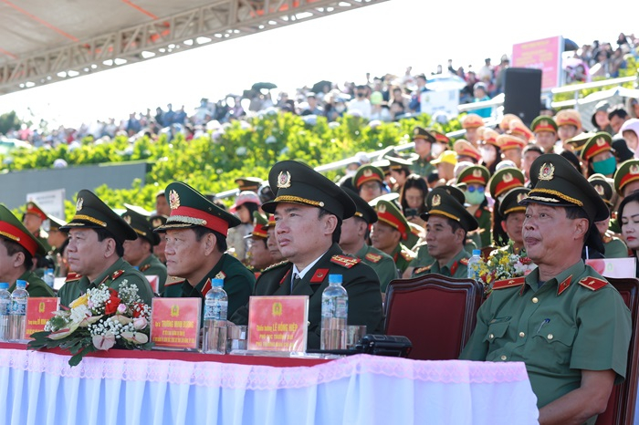 Tưng bừng khai mạc Đại hội Khỏe Vì An ninh Tổ quốc -0