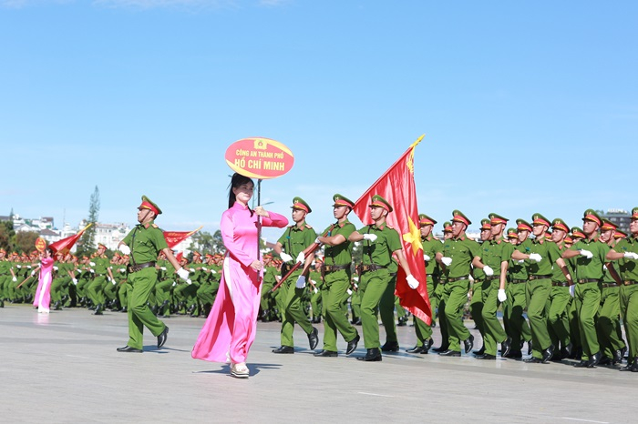 Tưng bừng khai mạc Đại hội Khỏe Vì An ninh Tổ quốc -0