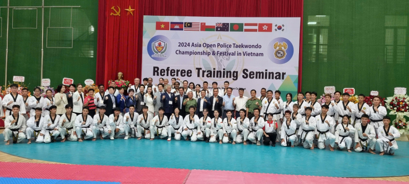 z5928774244231_a836f6f3692c4eb5d27ca095a089ec81.jpg -0