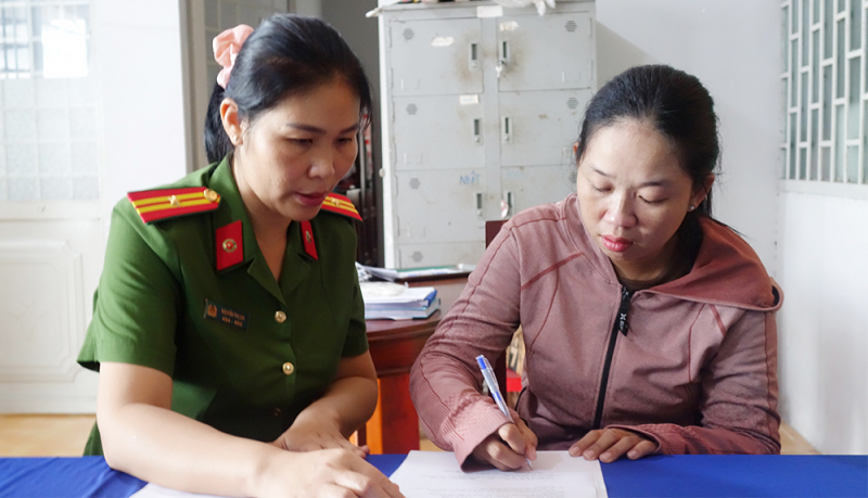 Nhân viên chiếm đoạt trên 650 triệu đồng của cửa hàng nội thất -0