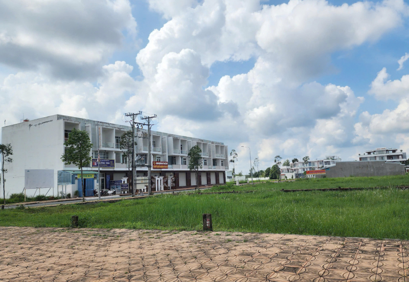 z5931671690516_9a8cb4059dc07f674868aa35f5045a2b.jpg -0