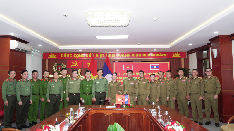 Hội đàm thường niên giữa Công an Điện Biên và Công an 03 tỉnh bắc Lào -0