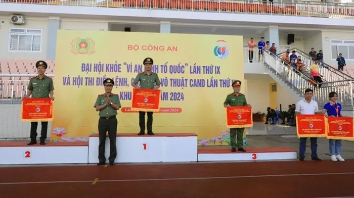 Công an TP Hồ Chí Minh nhất toàn đoàn môn thi Chiến sĩ Công an khỏe -0