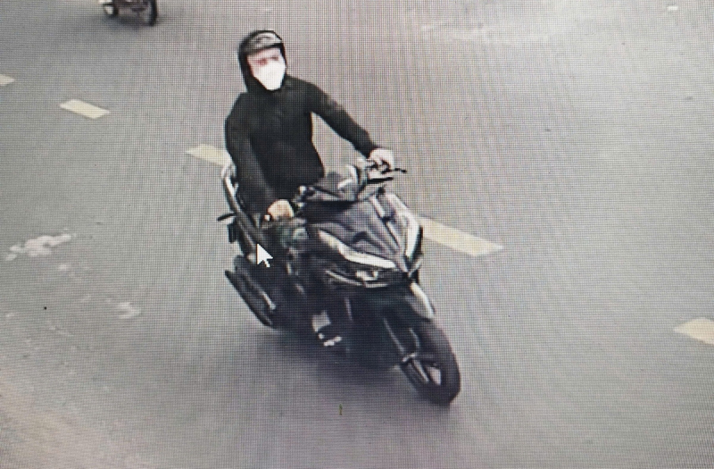 Truy bắt đối tượng liên tiếp gây ra hai vụ cướp giật trên đường quê -0