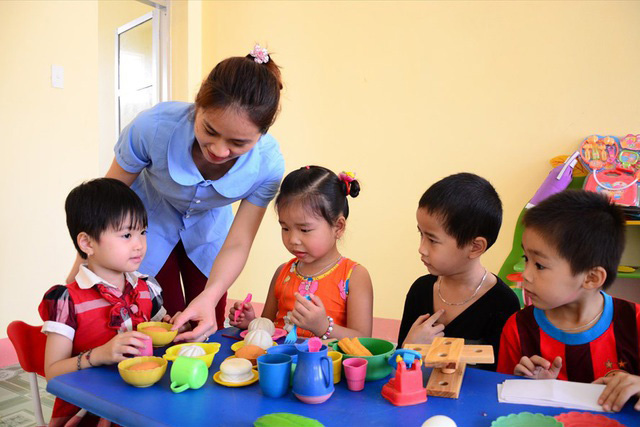 Rút đề xuất miễn học phí cho con giáo viên -1
