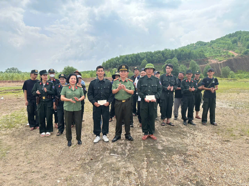 Sẵn sàng cho Đại hội khỏe “Vì an ninh Tổ quốc” và Hội thi điều lệnh, quân sự, võ thuật CAND -0