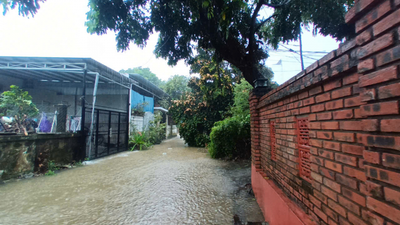 Bão số 6 gây mưa to, gió mạnh, Thừa Thiên Huế yêu cầu người dân không ra đường  -0