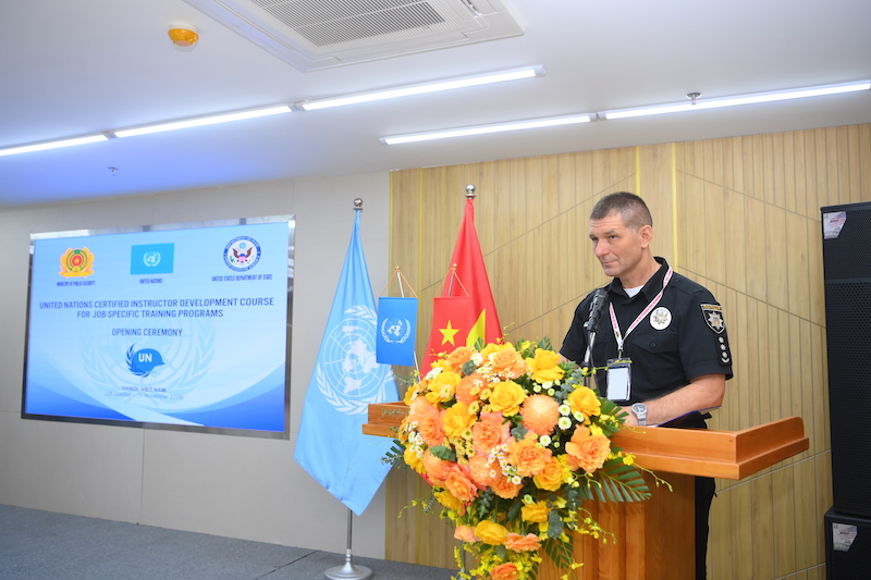 18 học viên thuộc 5 quốc gia tham gia khoá tập huấn tạo nguồn giảng viên gìn giữ hoà bình Liên hợp quốc -0