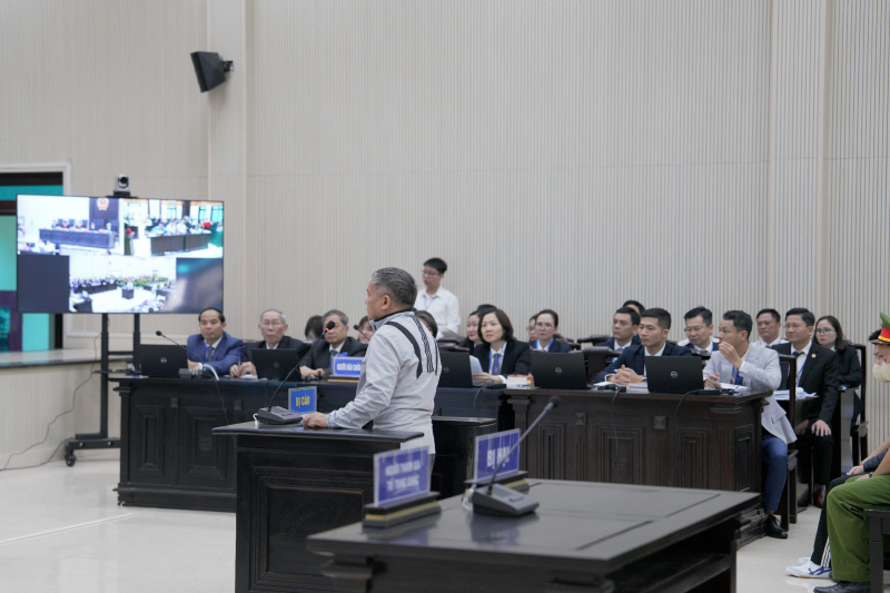 Bị cáo Nguyễn Thị Thanh Nhàn lại bị xét xử vắng mặt trong vụ vi phạm quy định về đấu thầu ở Bắc Ninh -0