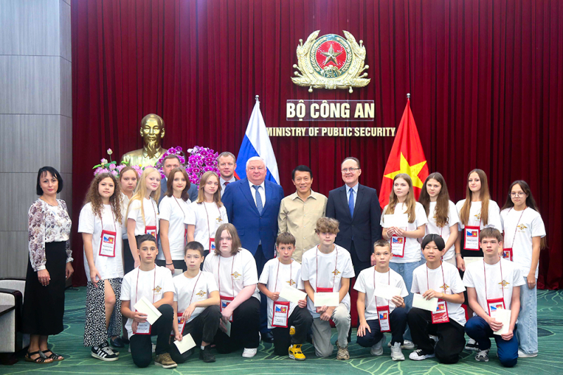 Góp phần tăng cường mối quan hệ hợp tác hữu nghị, gắn bó với Bộ Nội vụ Liên bang Nga -0