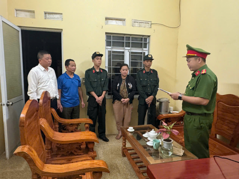 Tạm giữ hình sự đối tượng chứa mại dâm -0