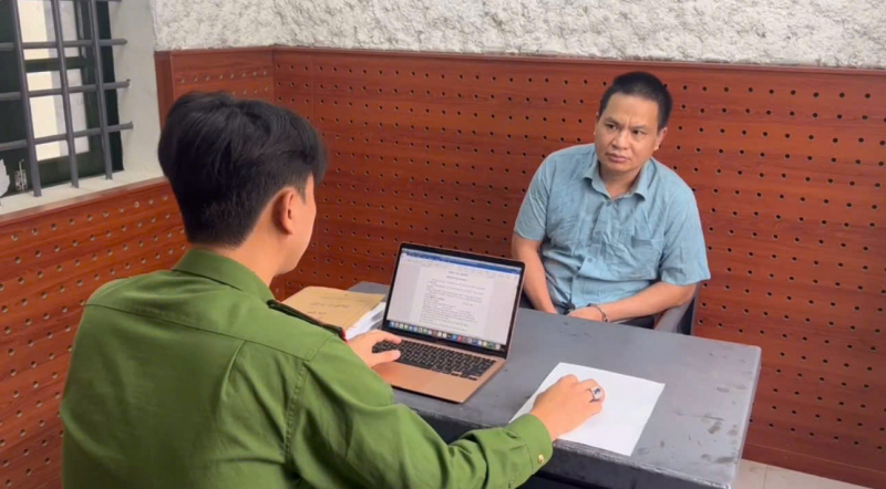 Khởi tố một Giám đốc sử dụng tài liệu giả của cơ quan, tổ chức và lừa đảo chiếm đoạt tài sản -0