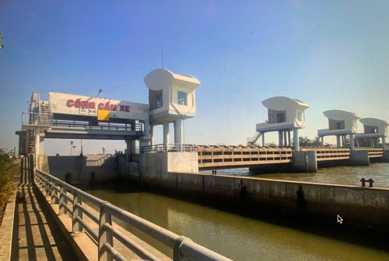 7436b58784683c366579.jpg -0