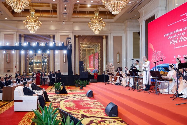 Thủ tướng nêu phương châm 20 chữ để đẩy mạnh hợp tác văn hóa, du lịch Việt Nam-Trung Quốc -0