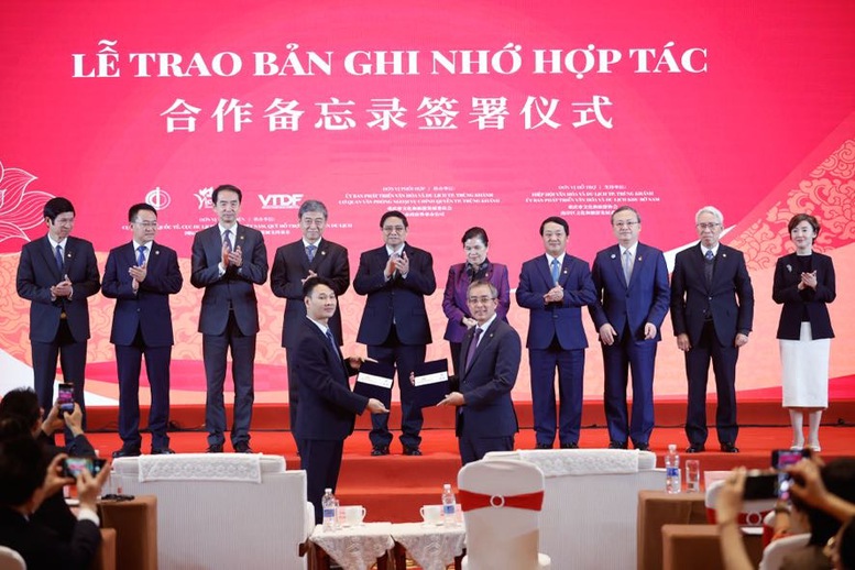 Thủ tướng nêu phương châm 20 chữ để đẩy mạnh hợp tác văn hóa, du lịch Việt Nam-Trung Quốc -0