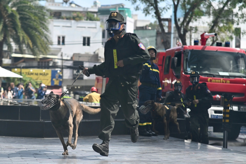 Tìm phương án tối ưu để chữa cháy, CNCH tại những tòa nhà cao tầng -0