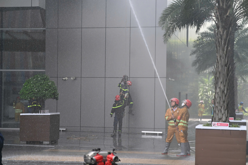 Tìm phương án tối ưu để chữa cháy, CNCH tại những tòa nhà cao tầng -0