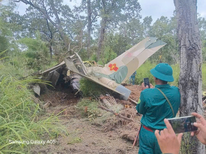 Đã tìm thấy xác máy bay Y-130 -0