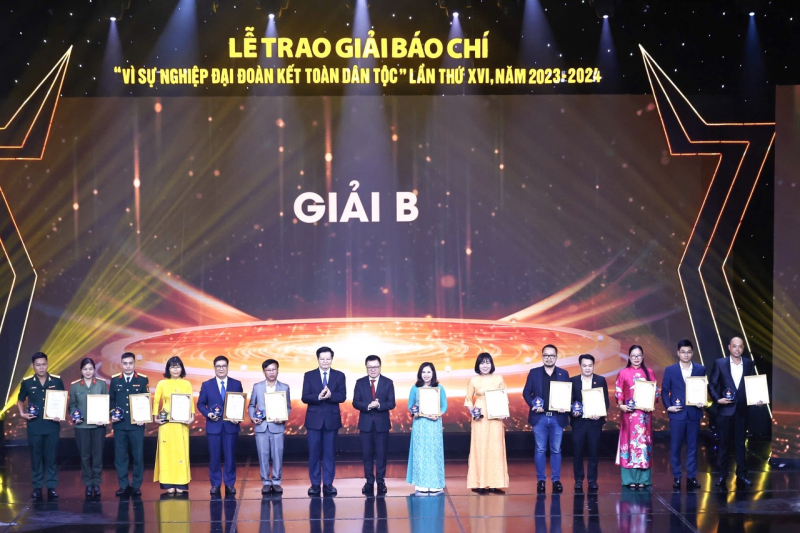 Vinh danh 90 tác phẩm đoạt Giải báo chí “Vì sự nghiệp đại đoàn kết toàn dân tộc” lần thứ XVI -0