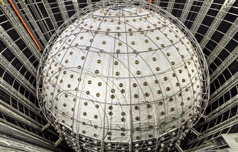 Đi tìm “hạt ma” của trời -0