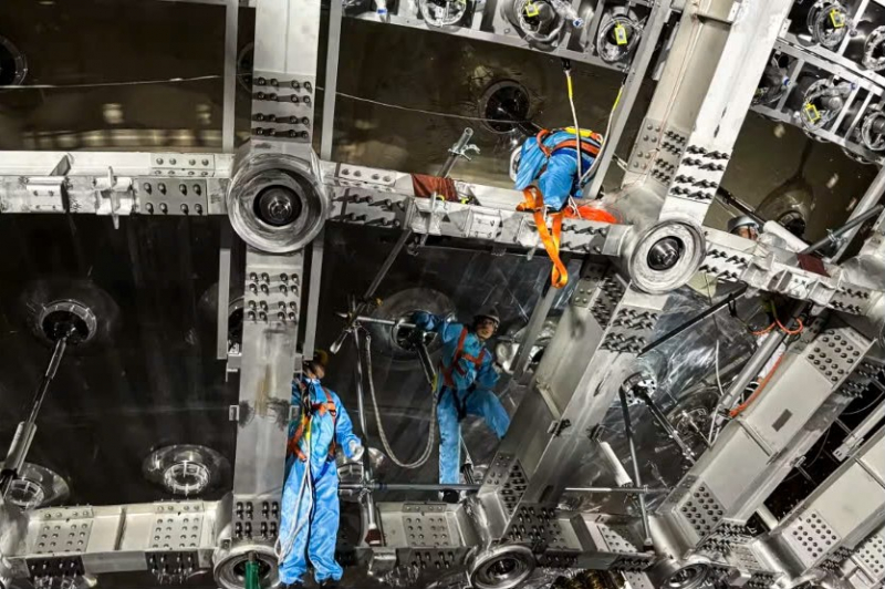 Đi tìm “hạt ma” của trời -0