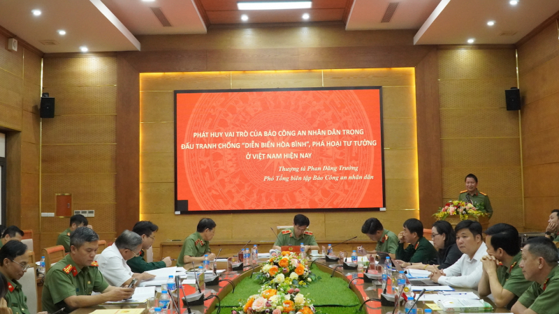 Thống nhất trong nhận thức, tư tưởng và hành động để đấu tranh hiệu quả với hoạt động phá hoại tư tưởng của Đảng -0