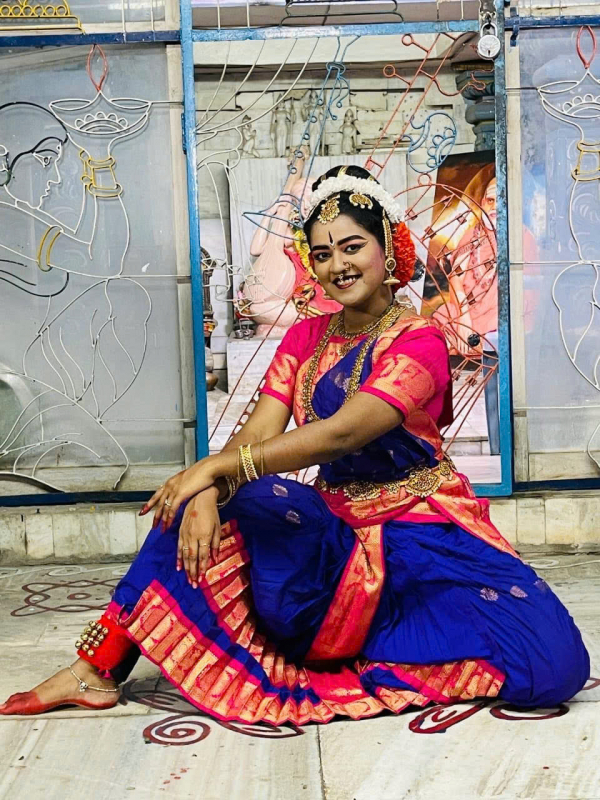 Biểu diễn SAHAJA YOGA Việt Nam và các nghệ sĩ Ấn Độ tại Hội An -1