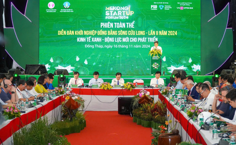 z6037807698689_54111db1a1683d2b788dd54699ecffda.jpg -0