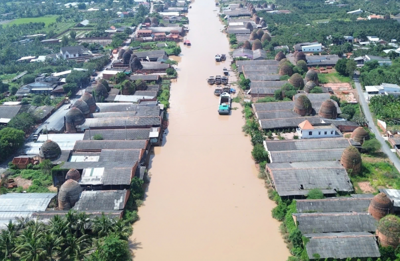 Phó Thủ tướng Chính phủ Hồ Đức Phớc dự Festival Gạch Gốm đỏ - Kinh tế Xanh tỉnh Vĩnh Long -0