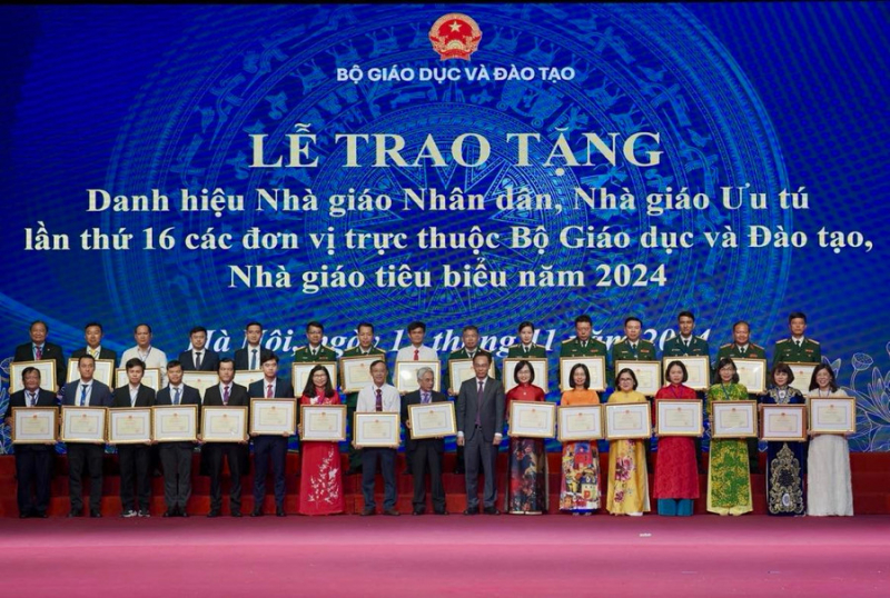 Các Nhà giáo ưu tú, tiêu biểu là hạt nhân truyền cảm hứng tích cực -0