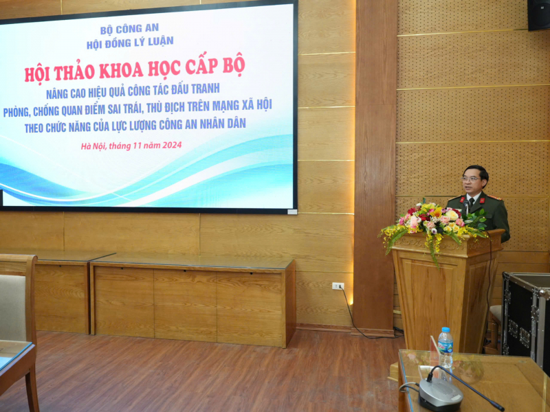 Lực lượng Công an giữ vai trò nóng cốt trong đấu tranh phòng, chống quan điểm sai trái, thù địch trên mạng xã hội -0